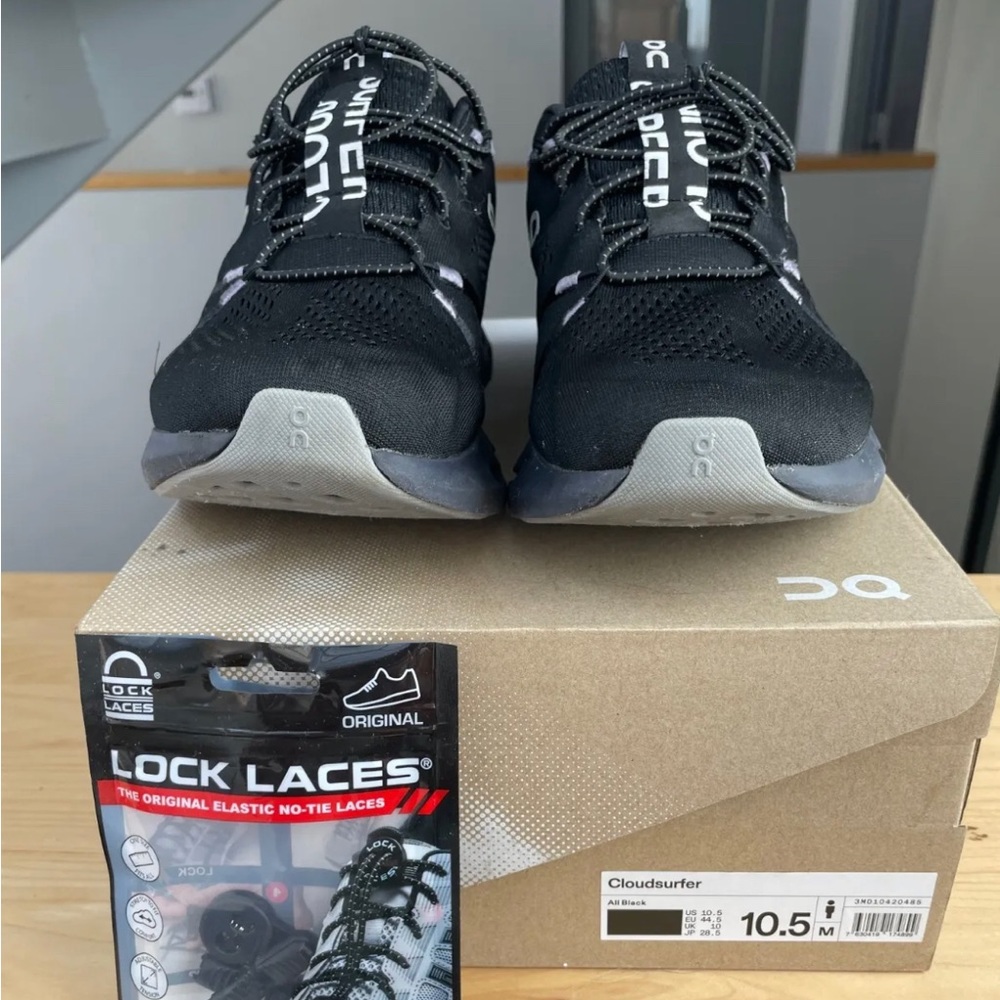 ON Men’s running Cloudsurfer 10.5 Shoes like new